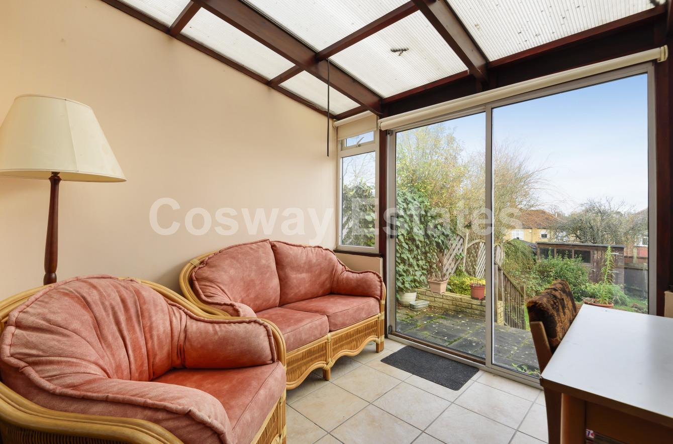 Parkside, Mill Hill